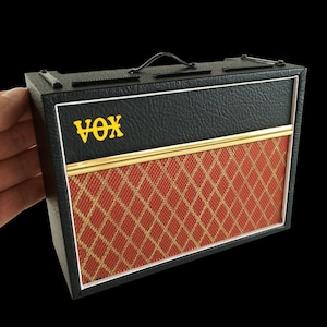 Vox Amp Replica - Miniature Vintage Vox Amp for Display with Mini Guitars - Beatles Amp