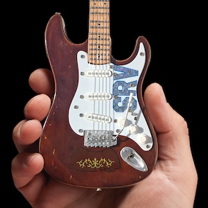 SRV - Guitarra Stevie Ray Vaughan Lenny - Mini réplica de guitarra modelo con licencia oficial
