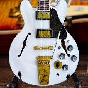 Alex Lifeson Signature ES-355 Gibson Alpine White Miniature Guitar Model