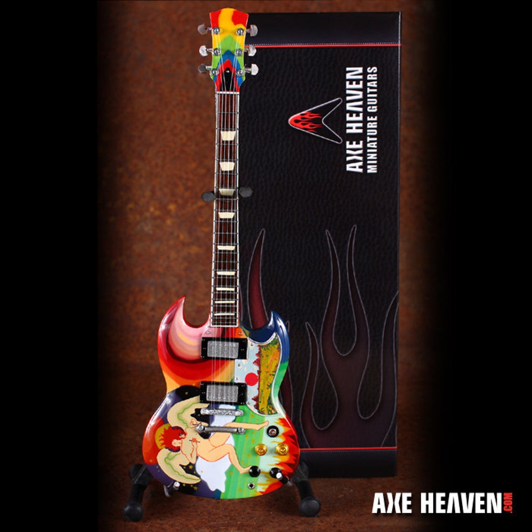 Clapton Collectible - Eric's Signature Miniature Guitar