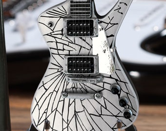 KISS コレクタブル ポール スタンレー クラックド ミラー アイスマン