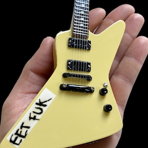 Metallica Collectible James Hetfield ESP MX-220 eet fuk Guitar Replica Guitar Miniature Guitar