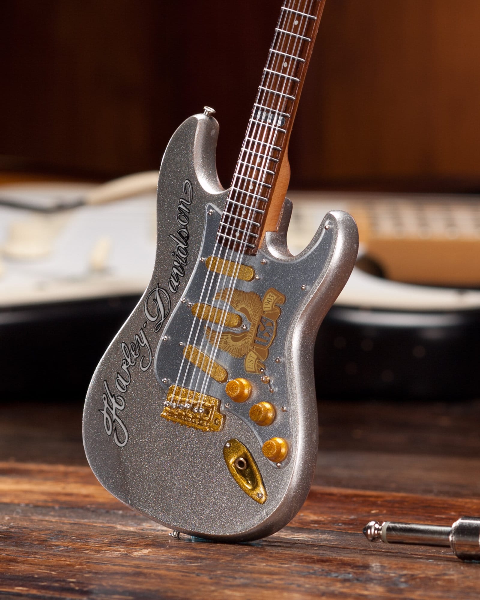 Harley Davidson Tribute Guitar - Miniature Fender™ Stratocaster