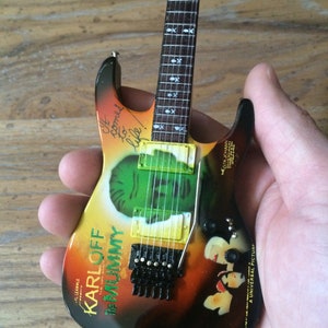 Metallica Collectible Kirk Hammett Mummy Guitar ESP Replica Guitar Miniature Guitar
