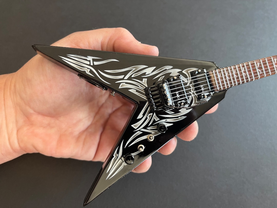 King &amp; Prince - kerry Kerry King Guitar Gear & Rig – Slayer – 2002 - Guitar4Fans.com