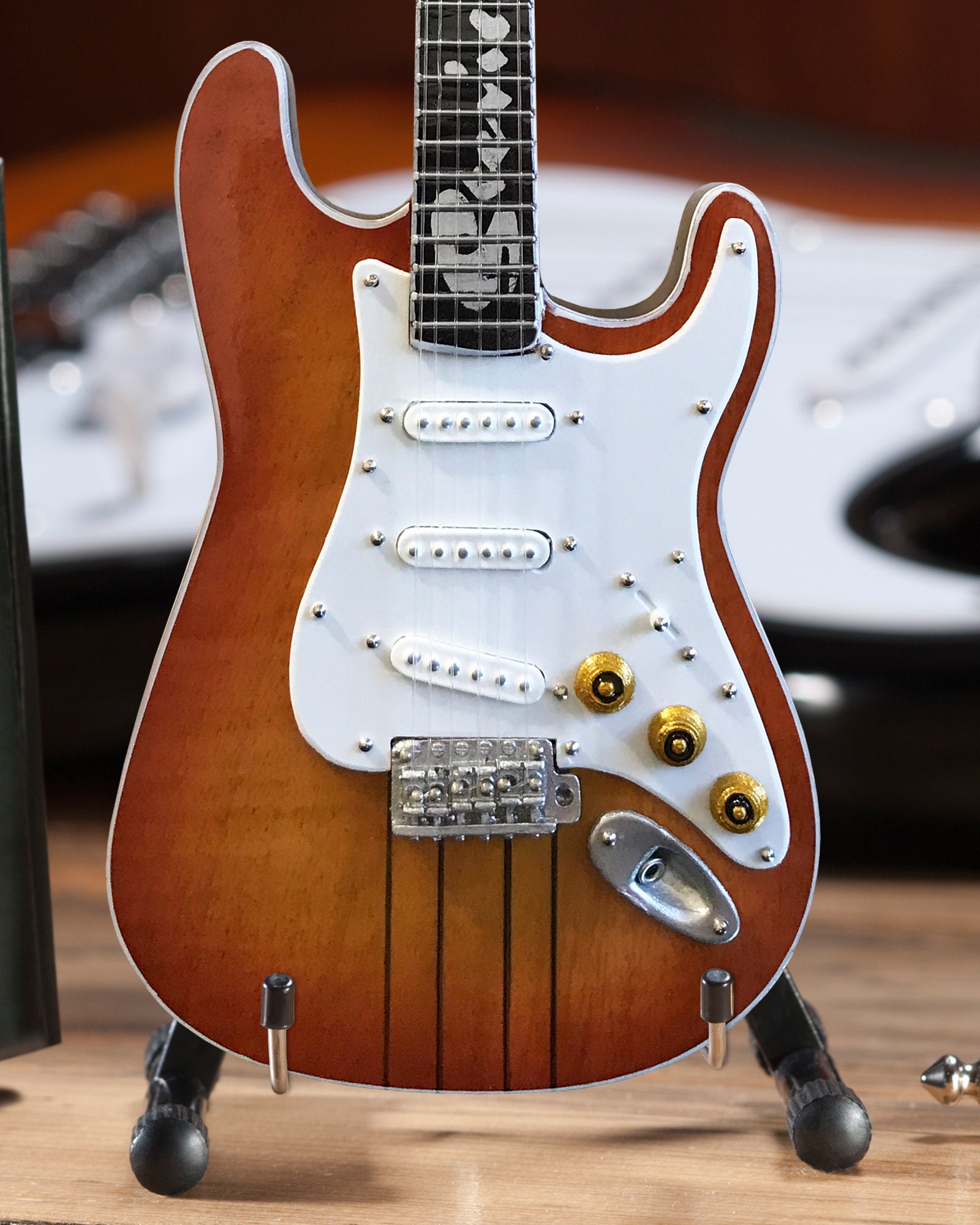 SRV - スティーヴィー・レイ・ヴォーン ハミルトン ミニチュアギター