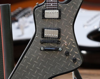 メタリカ コレクタブル ジェイムズ ヘットフィールド ESP EX