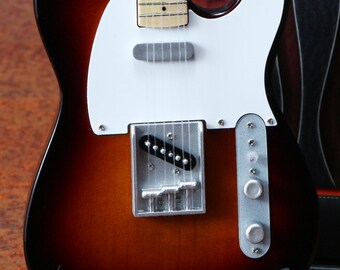 AXE HEAVEN®のクラシックサンバーストFender™ Telecaster™ギター