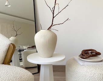 Minimalist Striped Ceramic Vase: Scandinavian Home Decor