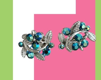 Orecchini floreali vintage con cristalli aurora boreale a forma di pavone