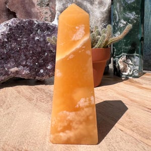 Orangen Calcit Turm - Saftiger Orangen Calcit Kristall Turm - Solar Plexus Chakra & Sakral Chakra
