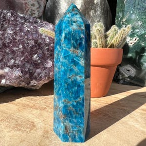 Blue Apatite Tower - Imperfect Blue Apatite Point - Blue Apatite Crystal - Third Eye Chakra & Throat Chakra