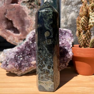 Kambaba Jasper Tower - Large Kambaba Jasper Tower Point - Kambaba Jasper Point- Fossilized Stromatolite Algae - Heart Chakra & Root Chakra