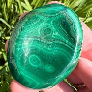 Malachite Worry Stone: Heart Chakra Crystal, Congo Origin