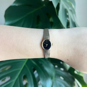Vintage Citizen Dainty Watch | Oval Black Dial | Gold Tone | Non-Working
