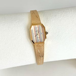 Vintage Jules Jurgensen Gold Tone Women display picture 2
