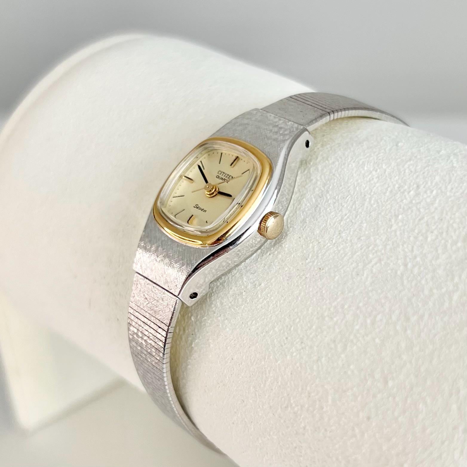 Citizen Vintage Ladies Watch Silver Tone Dainty Timepiece  display picture 3