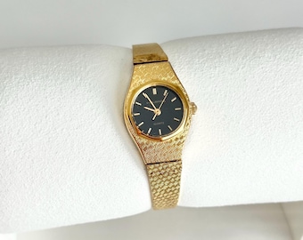 Vintage Helbros Dainty Women’s Watch: Black Dial, Gold Tone Watch, NON-WORKING WATCH