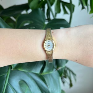 Vintage Sarah Coventry Dainty Women’s Watch | Hexagon Silver Dial | Gold Tone | NON-WORKING