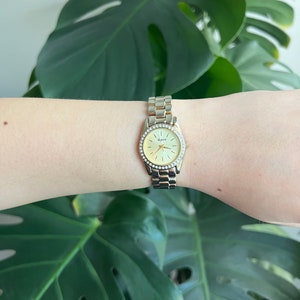 Vintage Aspire Women’s Watch | Round Gold Dial | Crystal Bezel | Gold Tone