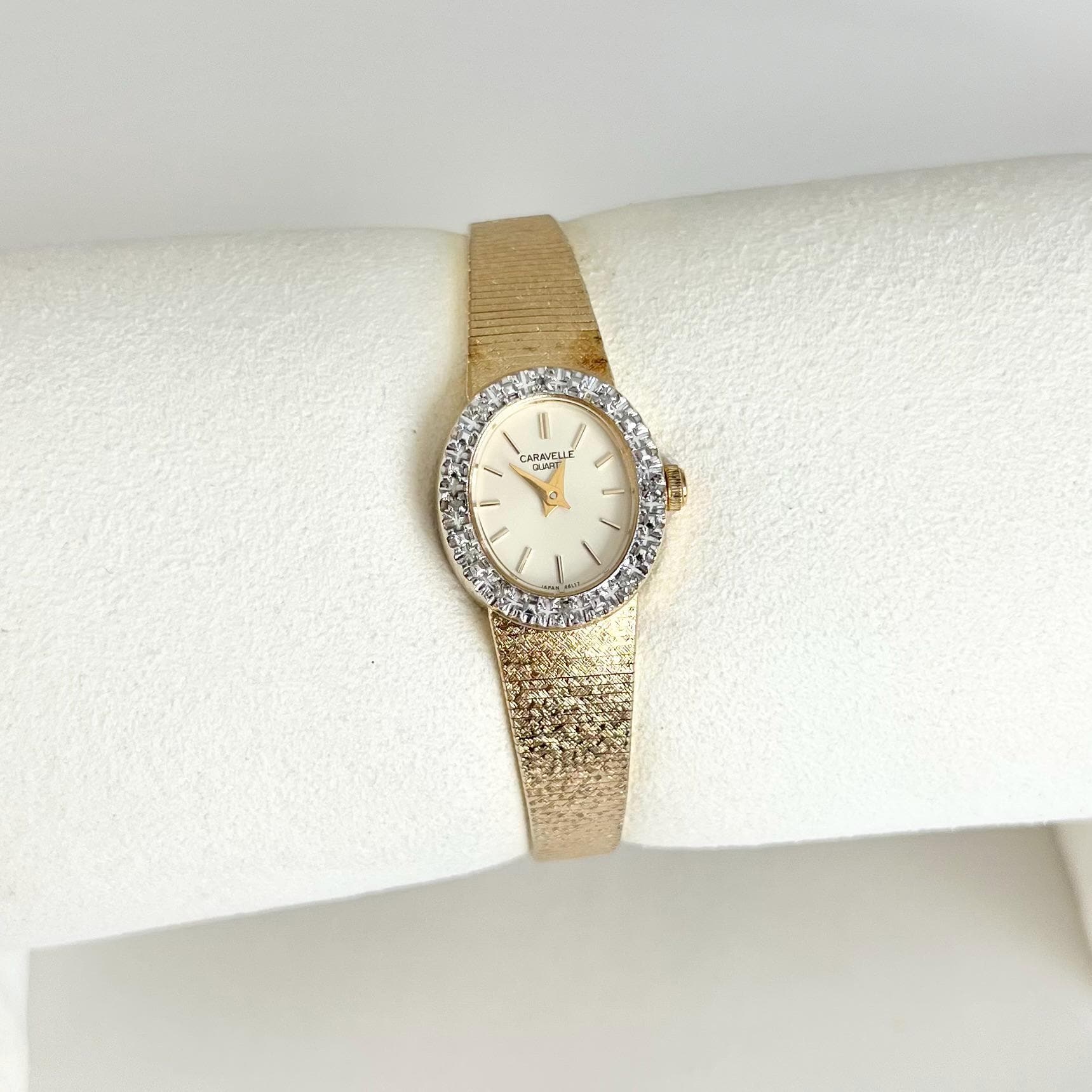 Vintage Caravelle by Bulova Gold Tone Women display picture 3