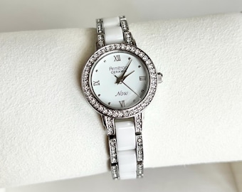 Vintage Armitron Ceramic Women’s Watch: Round White Dial, Silver Tone