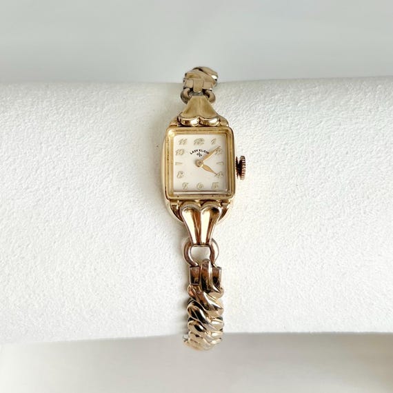 Vintage 1960s Lady Elgin 14K Gold Filled Women