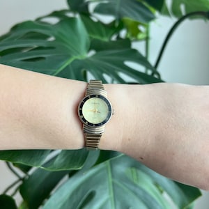Vintage Details Dainty Women’s Watch | Round Gold Dial | Roman Numeral Bezel | Gold Tone | Stretchy Band