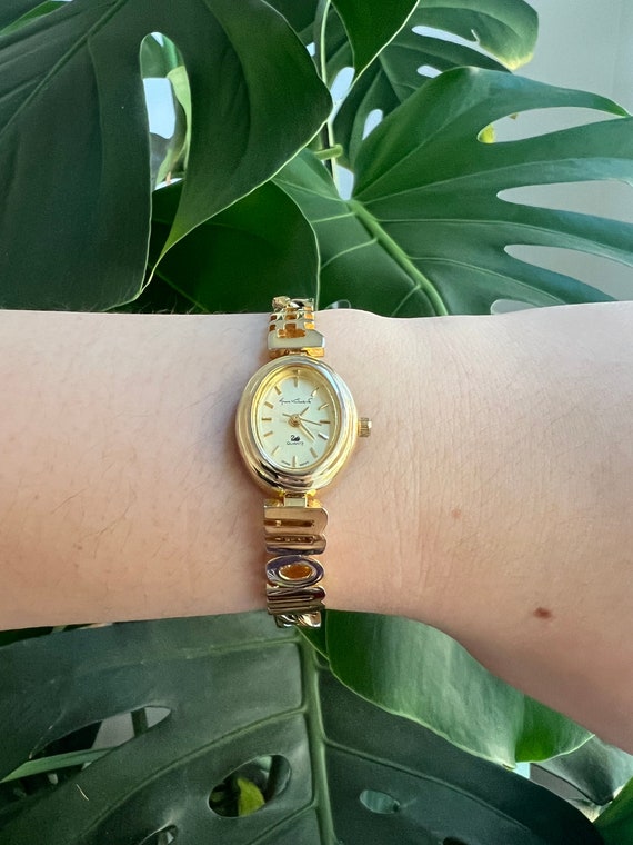 Gloria vanderbilt watches hot sale