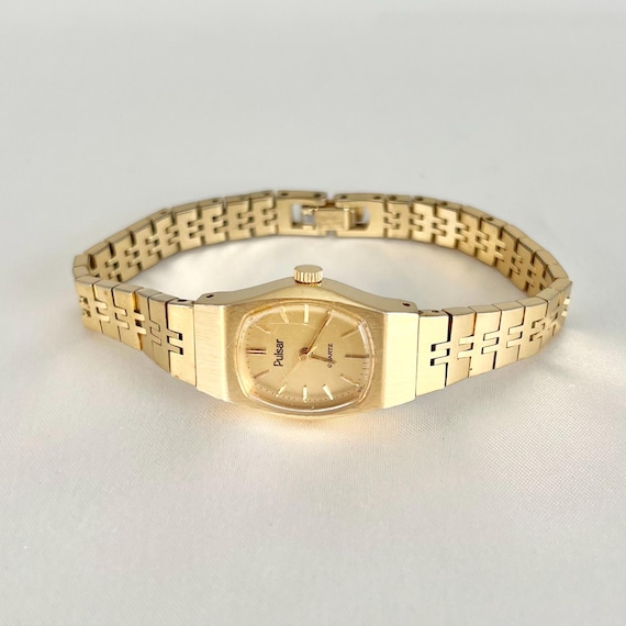 Vintage Pulsar Womens Watch Gold Tone Small Dial 15MM New Battery 5.75 Inch Vintage Pulsar Gold Women main image 4