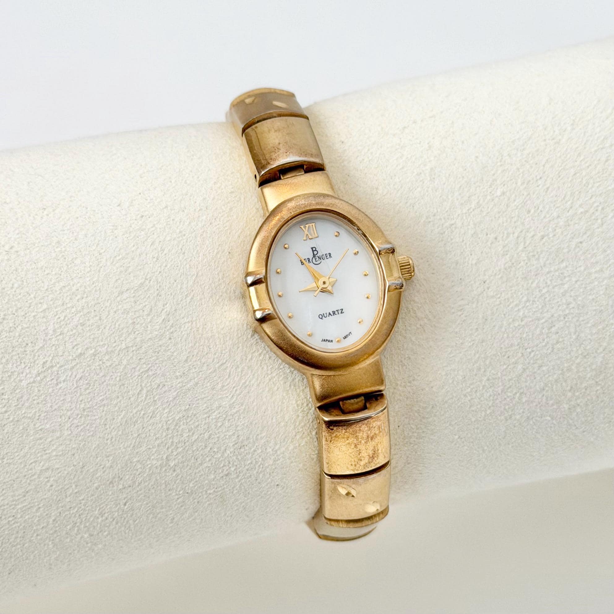 Berenger vintage watch mother of pearl face Vintage Berenger Quartz Watch Unisex Dual Tone Thin Date  main image 3
