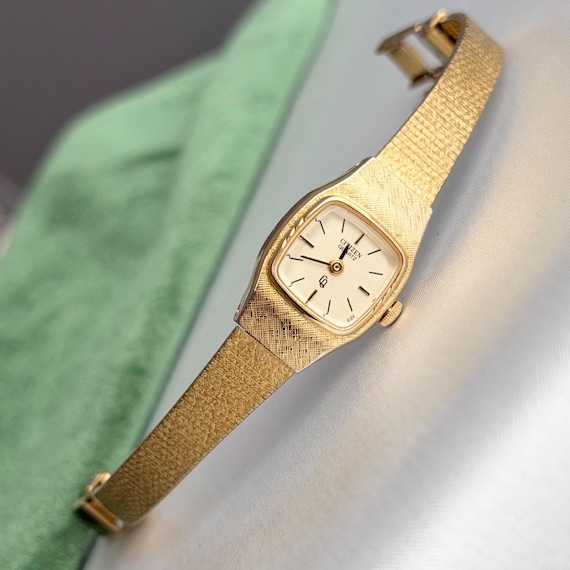 Citizen Vintage Gold Tone Textured Mesh Ladies Watch Safety  display picture 3