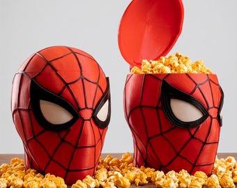 Secchiello per popcorn rosso a forma di ragnatela con coperchio | Ciotola per snack a forma di testa di supereroe | Decorazione per serate cinema e videogiochi | Porta caramelle e busto da supereroe