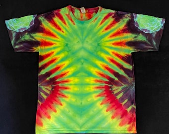 Camiseta tingida com cabeça alienígena verde Iced Dye XL