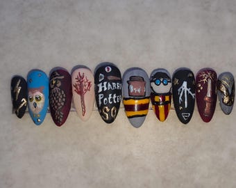 Extensiones personalizadas, chaquetas vaqueras, vestidos y felpudos.