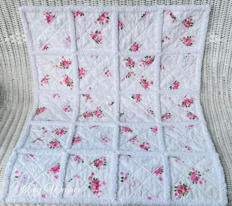 Rag Quilt Tutorial, Rag Quilting, Baby Quilts, Fluffy Seams, Quilt Tutorials, Charlee Rag Quilt