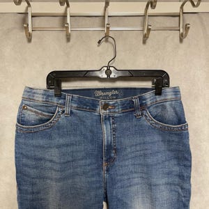 Wrangler Jeans Women 15x34 Willow Ultimate Riding Bootcut Stone Whisker WRW60RA image 1