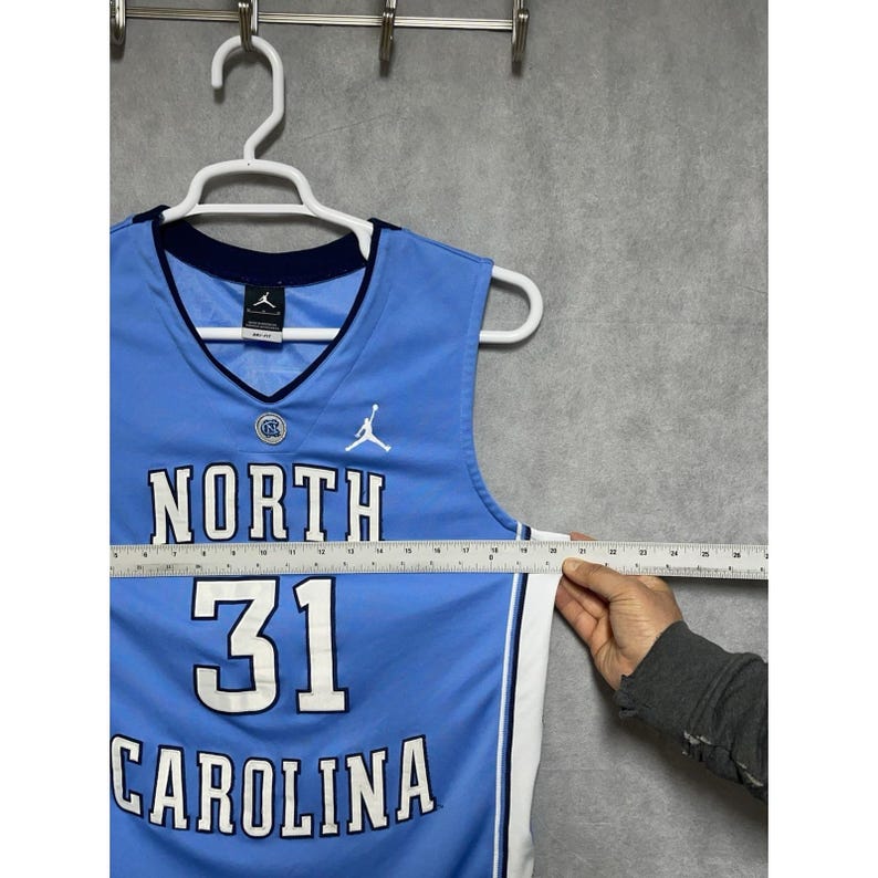 Nike Air Jordan Jersey Men M 31 North Carolina Tar Heels NCAA Jumpman Length +2 image 3