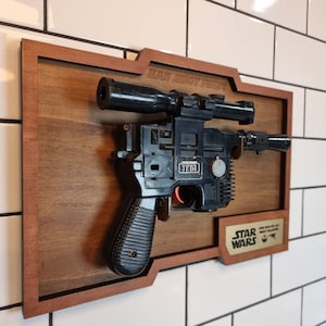 Han Solo DL-44 Blaster Mount Wood