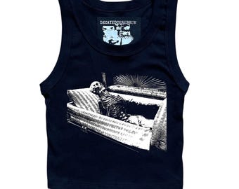Coffin skeleton crop tank!