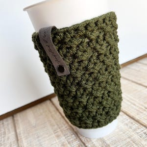 Green Crochet Coffee Cozy, Reusable Venti Large Coffee Cup Sleeve, Neutral Teacher Appreciation Gift Christmas, Hot and Iced Coffee, Hunter