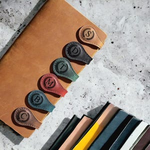 Leather Magnetic Bookmark, Personalized Leather Bookmark, Initials Leather Bookmark, Handmade, Reader gift, gift for him, gift for her
