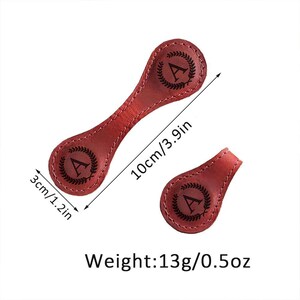 Magnetiskt bokmärke i läder, personligt läderbokmärke, initialer i läderbokmärke, handgjort, läsarpresent, present till honom, present till henne bild 4
