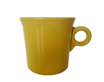 Taza amarilla vintage Fiestaware Fiesta con asa de anillo Tom y Jerry Original amarilla