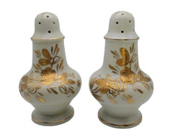 Set di saliera e pepiera vintage Arnart Creation Japan con decorazioni floreali dorate e base in sughero.