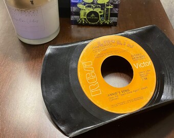 Oldies Holdies Original 45 rpm Vinyl Record Accessory Holder