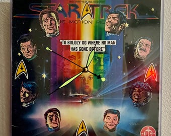 Star Trek Motion Picture Comic-Record Glow Wall Clock Vintage Sci-Fi Trekkie Decor