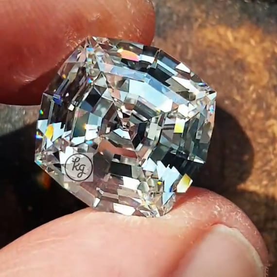 50 Carat to 400 Carat Brilliant Exclusive Step Hexagon Cut D VVS1