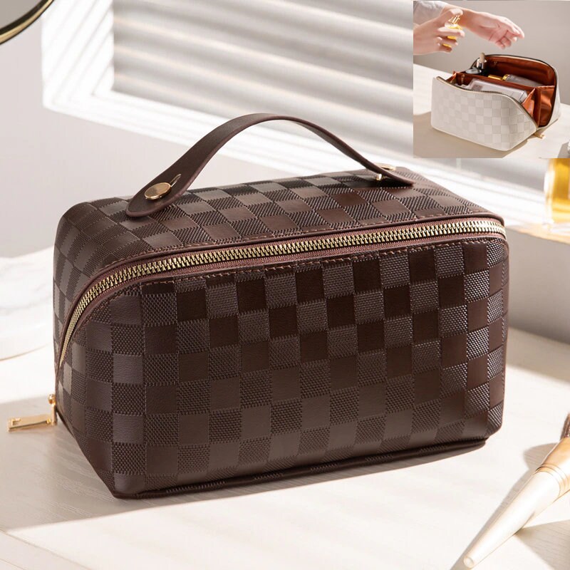 louis v makeup bag