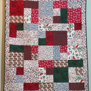 Christmas Patchwork Quilt with Flannel Backing